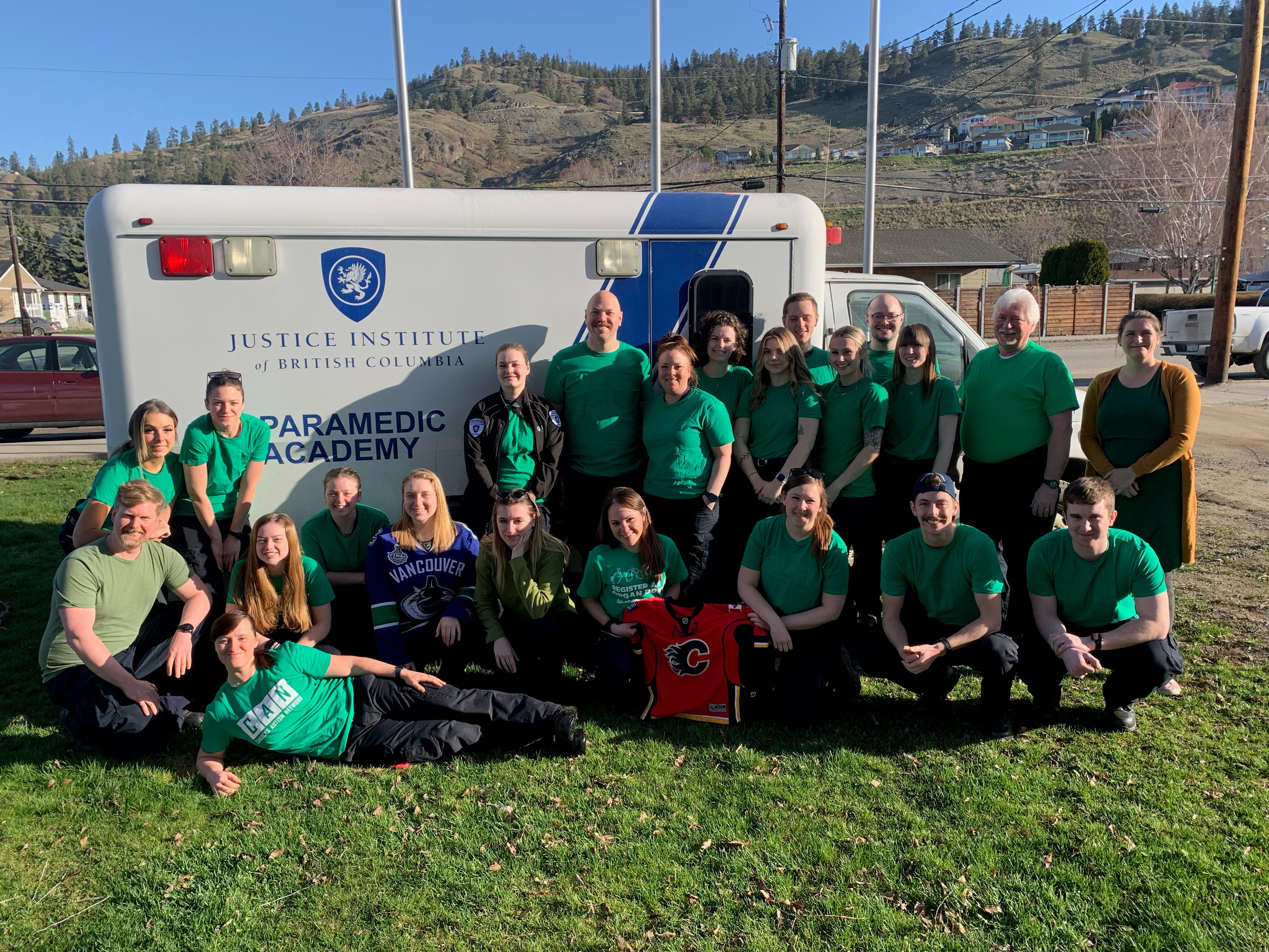 Fiona and the Kelowna KE107 Primary Care Paramedic class.jpg